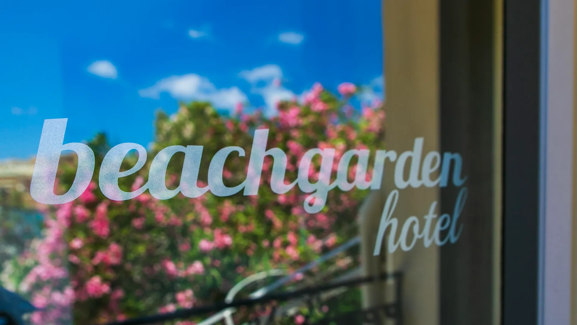 Beach Garden Hotel San Ġiljan