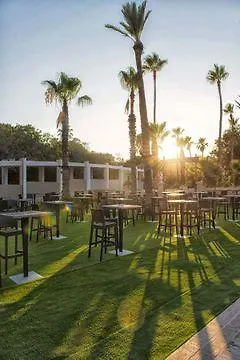 Beach Garden Hotel San Ġiljan