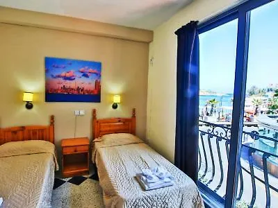 Beach Garden Hotel San Ġiljan